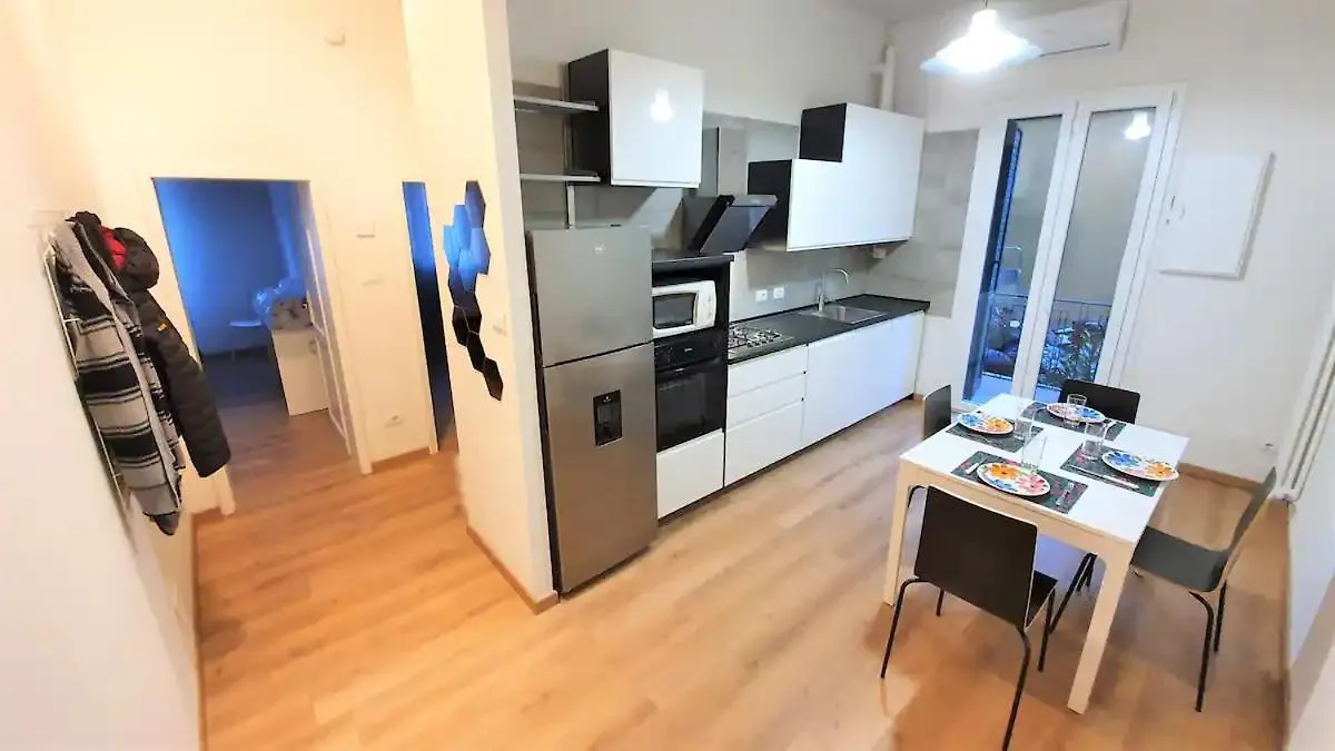 Fiera Station Apartment contacts